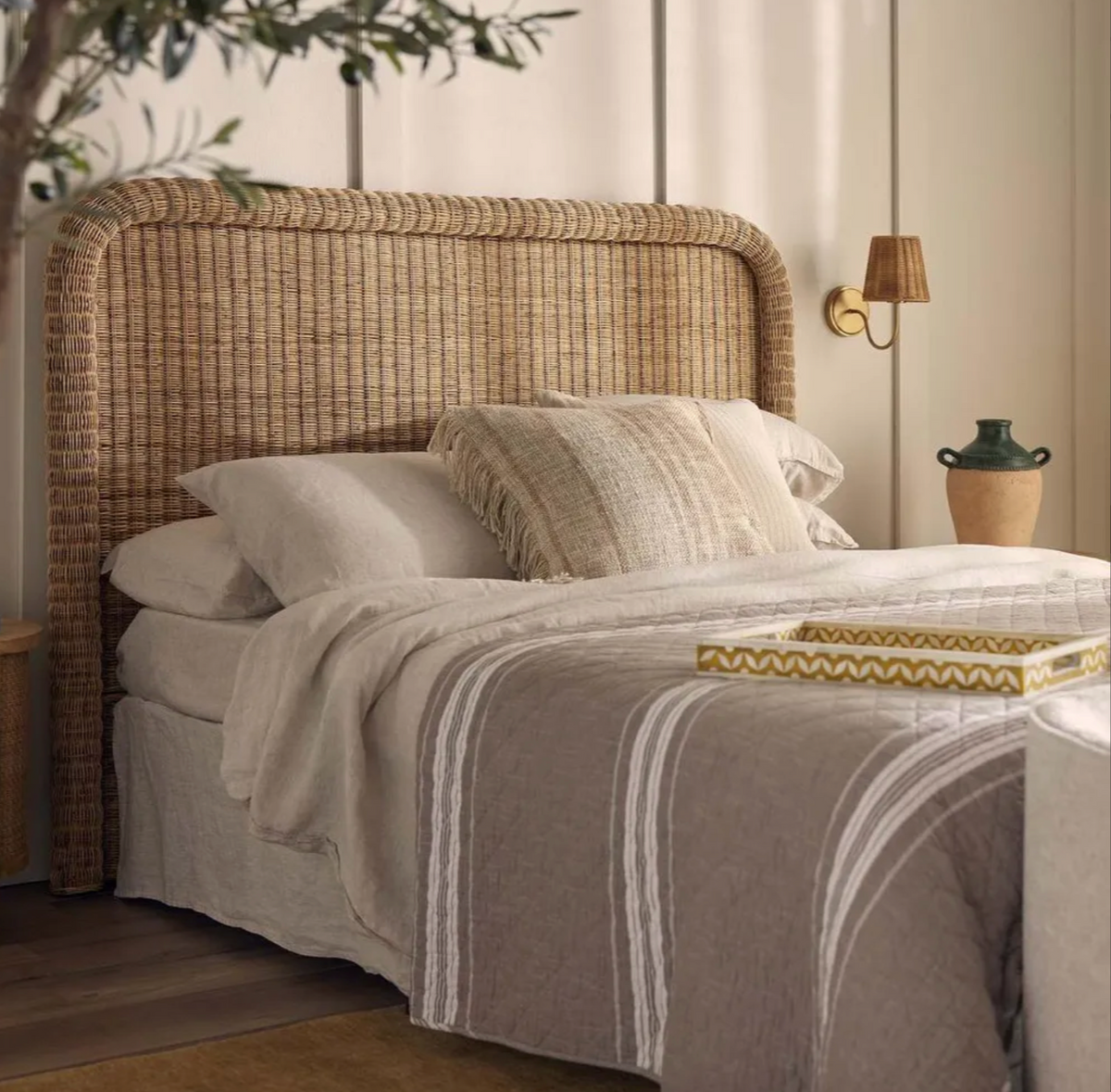 Long Island Rattan Bed Head
